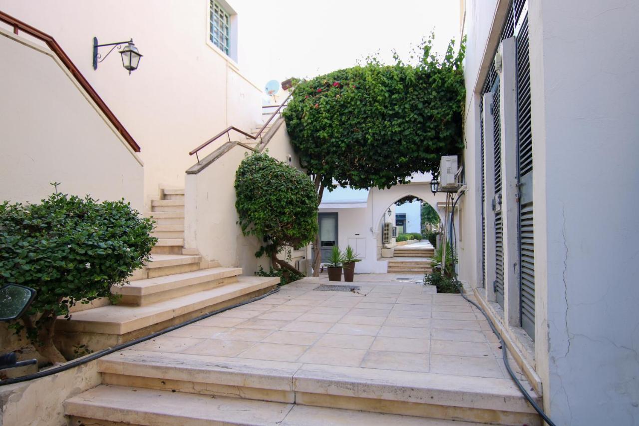 Phaedrus Living Seaview Luxury Flat Limnaria 153 Apartment Paphos Exterior photo